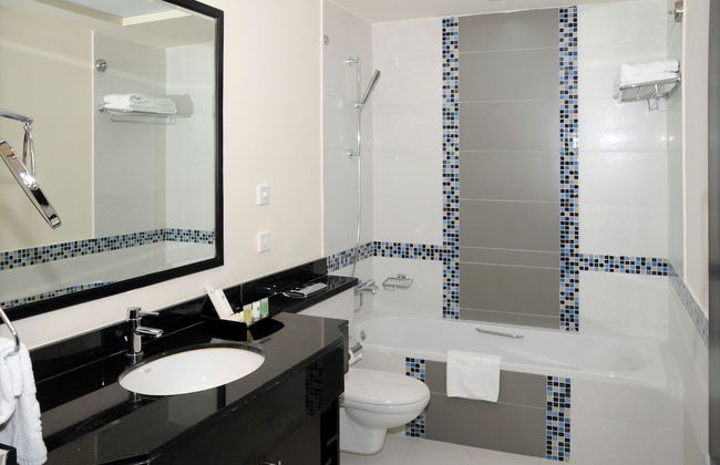 Dunes Hotel Apartments Oud Metha - Photo 35