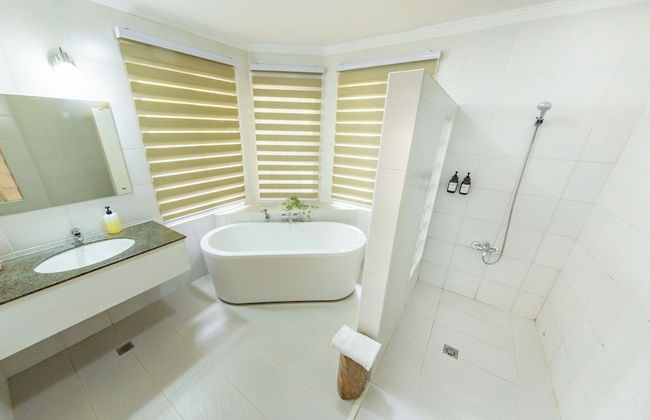 Palms Cove Resort - Photo 33