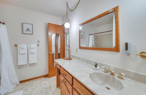 Stunning Calhan Home with Indoor Pool! - Foto 14