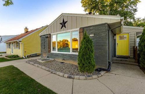 Brew City Game Room Fenced Yard 2 king beds - Foto 114