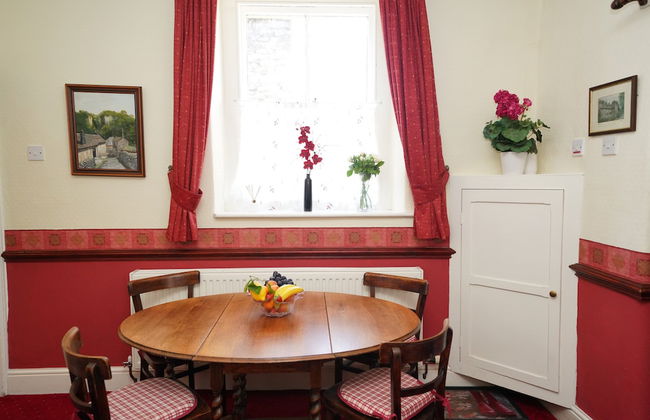 Traditional 2 Bedroom Cottage in Eyam, Hope Valley - Foto 21