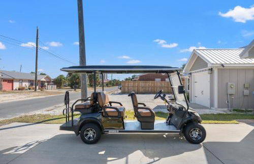 Coral Cabana - 3BD 2BA Home Close to Beach w/ Optional Golf Cart! - Foto 9