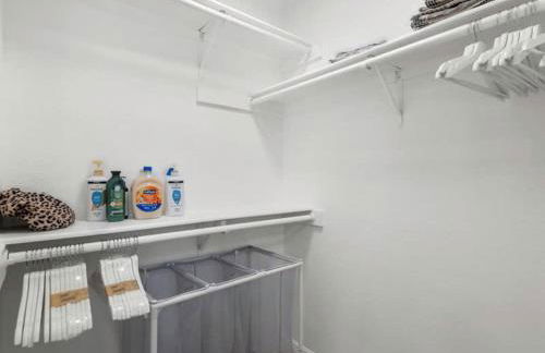 Poolside Paradise Game Room Fire Pit Hot Tub - Foto 30