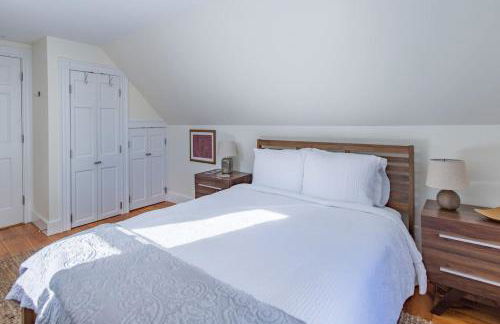 A Peaceful Oasis on Munjoy Hill - 3BR Cottage & Parking - Foto 21