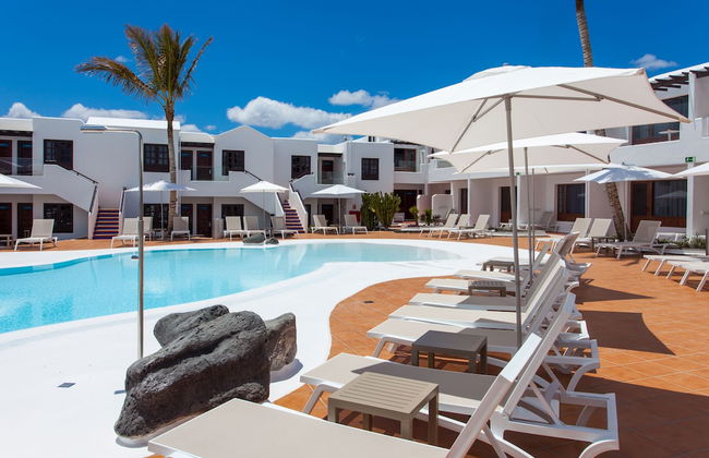 R2 Bahía Kontiki Beach Apartments - Photo 49