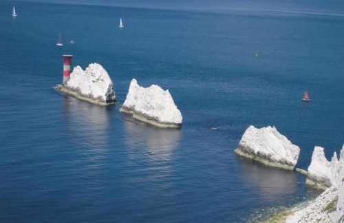Promenade Apartment with own Beach Hut - Photo 22