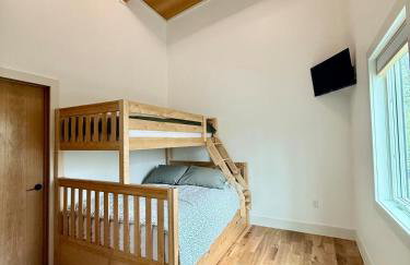 The Hollow House - Foto 24