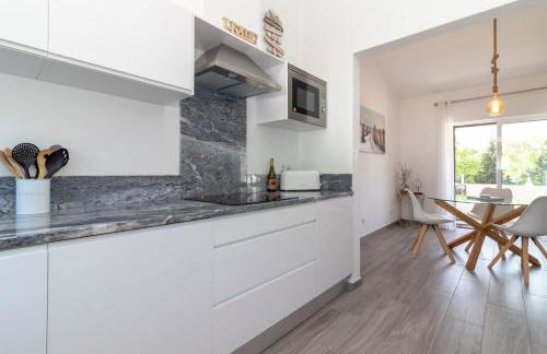 Casa Ferrolho walk to beach and Carvoeiro centre - Foto 12