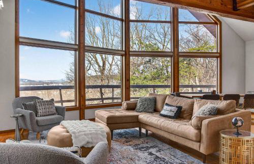 Amazing Views Hot Tub Deck FirePit & Game Room - Foto 19