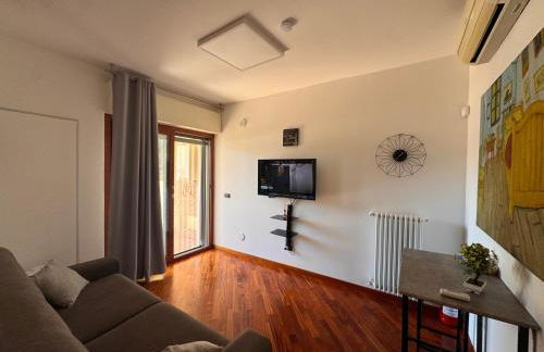 Del Console Apartment - Near Bari Airport & Station - Foto 1