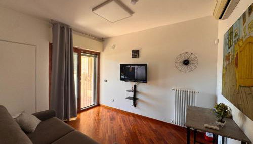 Del Console Apartment - Near Bari Airport & Station - Foto 1