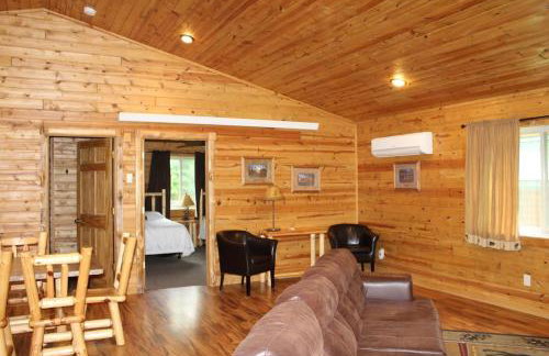 Cabin 11 - Modern open plan cabin with AC - Foto 2