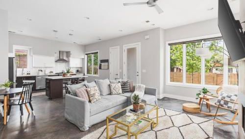 Modern Luxury with Rooftop Deck, 3 mi to Downtown - Foto 5