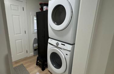 Charming fully remodeled House - Photo 2