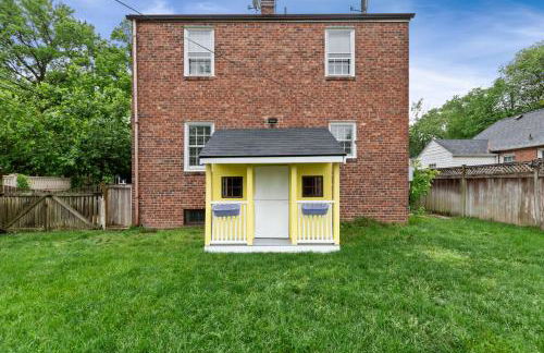 Stately 5BR Historic Retreat - CozySuites - Foto 35