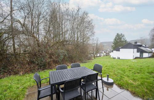 Spacious holiday home in Hambachtal Resort - Foto 5