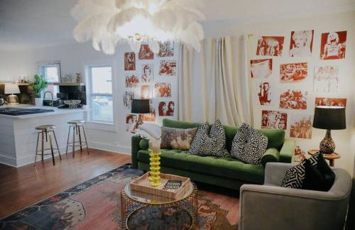 Dream On – Style & Comfort Near Historic Downtown - Foto 1