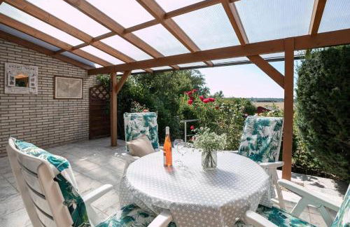 Rosengarten am Feldrand - Foto 3