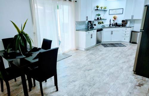 2 Bedroom Kitchen and Living Area - Foto 12