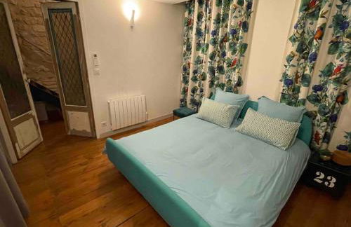 Jennys-Getaways Sunny Apartment Close Cité du Vin - Foto 14