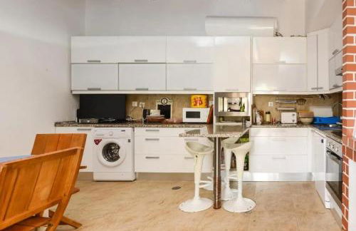 Elegant Villa in Corroios with Private Pool - Foto 10