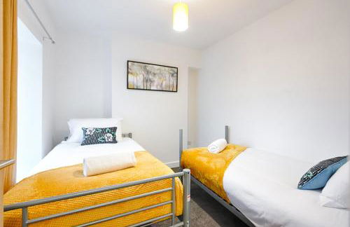 5 Bed - 2 Bath - Ideal for Work Crews - Foto 6