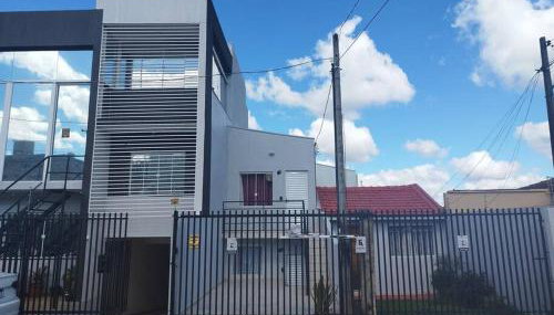 Casa central 74 com ótima localização - Foto 2