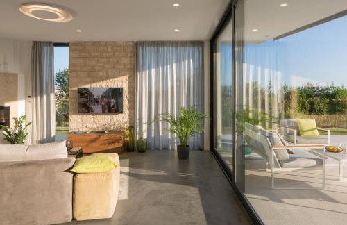 Villa Mariva for 8 persons near Porec with 44 m2 heated pool, sea view, fitness & kids playground - Foto 10