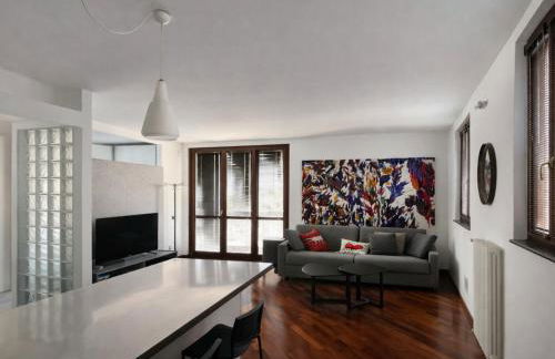 BASTIA RF Stylish Renovated Suite Apartment Scalo Romana Up to 4 Guests Milan Olympics - Foto 1
