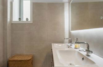 Naousa - 2BR House with Amazing View - Caper - Photo 20