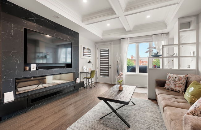 Etobicoke 2 Bedroom Townhouse Close to Waterfront - Foto 1