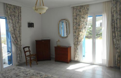 Villa Sis - Cycladic Sea View Luxury Home near Milos Beach & hiking trails 3, 4 & 5 - Photo 49