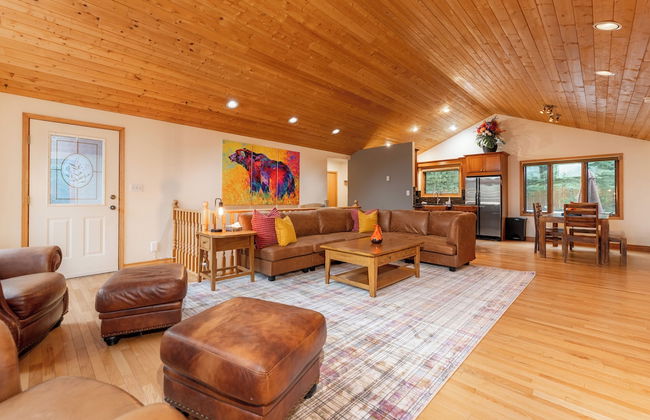 Mountain Chalet 2Min to Jasper Park Gate - Photo 11