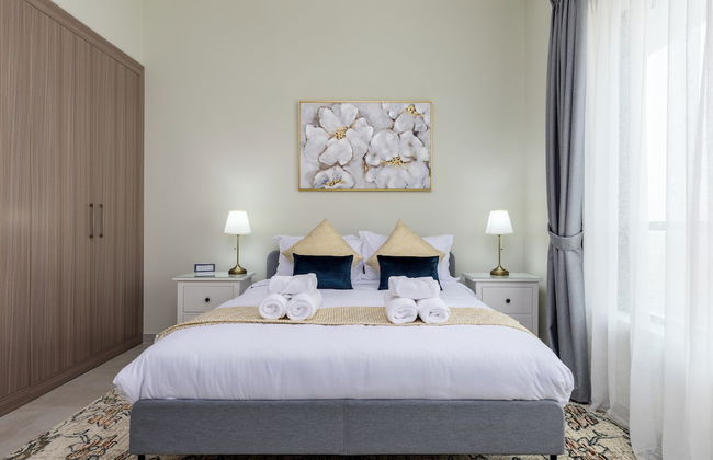 Waves - Stylish 1BR Close to IMG World & Global Village - Photo 4