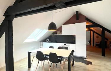 Appartement spacieux et lumineux proche du centre historique - Foto 2