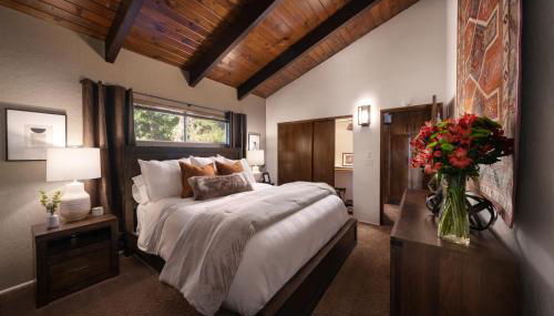 Large A-Frame Cabin (9 Beds, AC, + Lake Access) - Foto 3