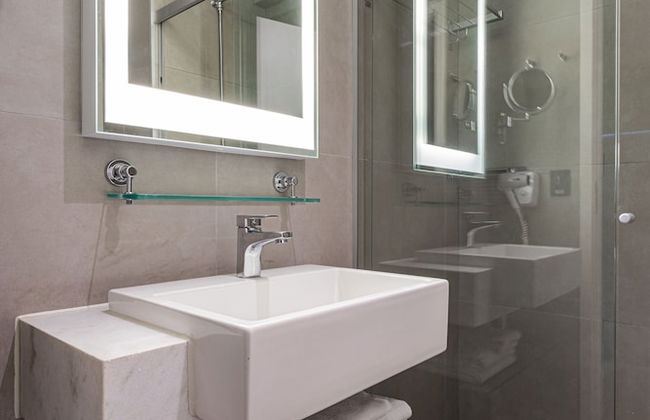 Charlie Alphaville - Foto 29