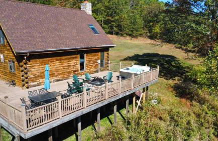 Rustic Ridge Log Cabin: Hot Tub, Games, Views! - Foto 9