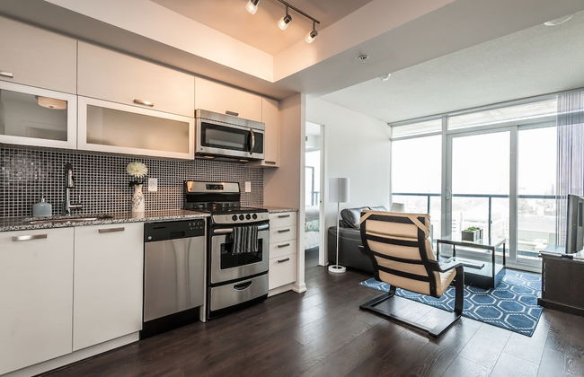 Life Suites Soho 2 Bed - 2 Bath CN Tower View - Foto 19