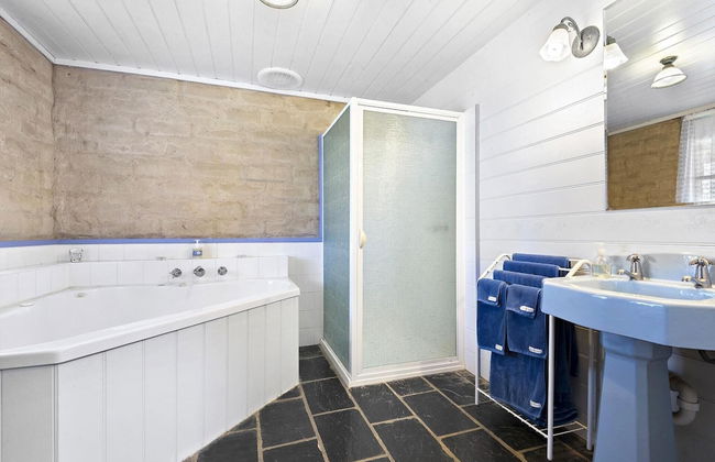 Murray River Spa Retreat - Photo 24