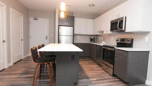 Luxury Apartment with Gym, Steps From Commuter Rail #2009 - Foto 4