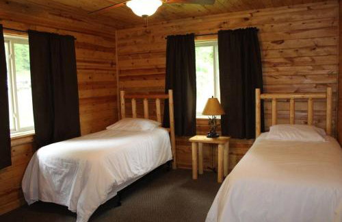 Cabin 11 - Modern open plan cabin with AC - Foto 6