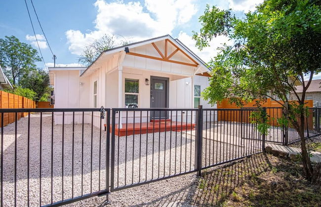 Charming 3BR 1BA Close to Vibrant Downtown - Foto 13