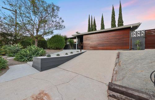 Agua Dulce - Mid Century Oasis - Pool &Hot Tub - Foto 22