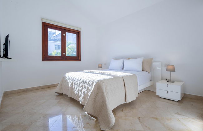 Beachfront 7BR Villa With Pool Maid Los Corales - Foto 21