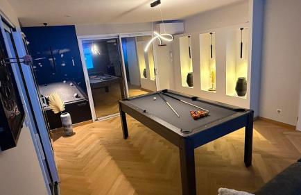 Maison privative avec piscine intérieure, spa, sauna, cinéma et billard - Foto 17