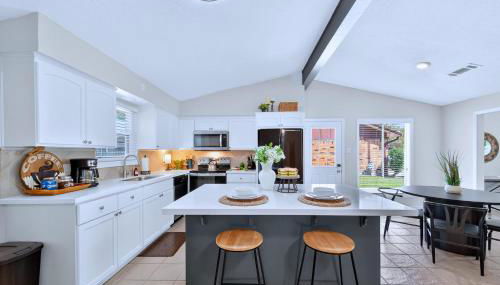 Spacious Family Home BBQ and Outdoor Area - Foto 2