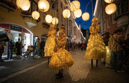 Stadtnestl Apartment Sterzing - Alpines Hideaway mit Kamin & Garten - Foto 36