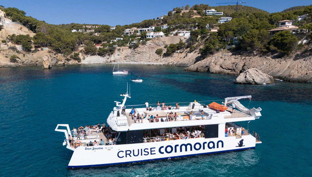 Dolphin Watching in South Mallorca - Photo 5, Admire the coastline