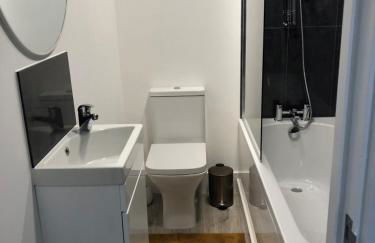 2BD Mews House in East London, walking distance to High Street and Tube - Foto 5